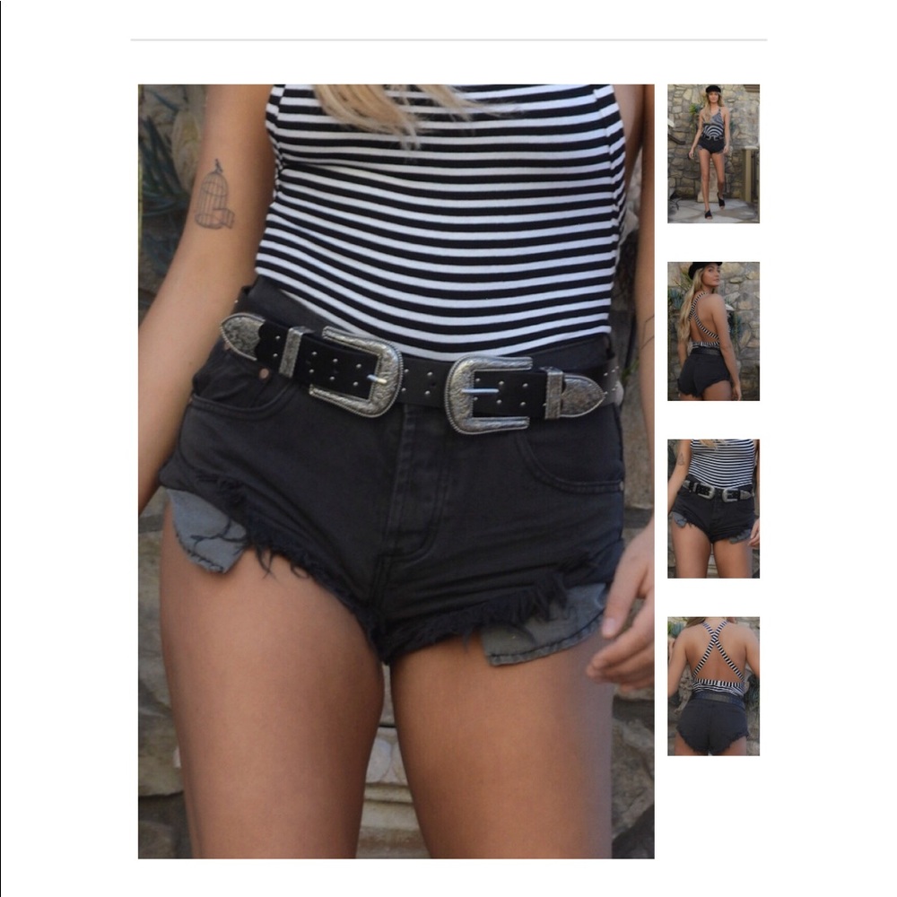 Fray Hem Destructed Charcoal Short - Picture 2 of 6